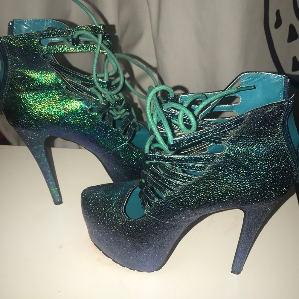 SHANA HEEL: Super Blue Iridescent Platform